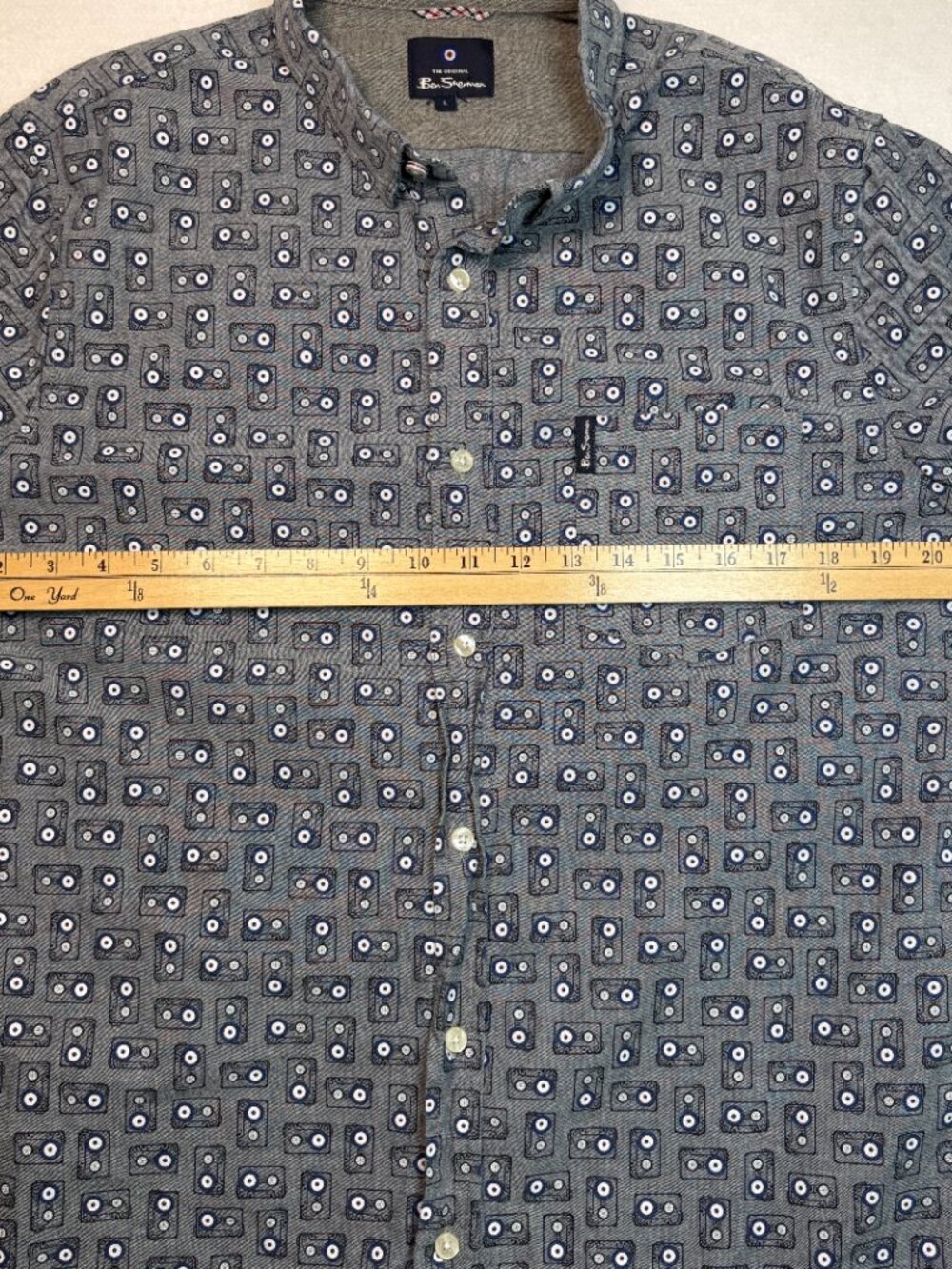 Ben Sherman Cassette Tape Print Button Up Shirt Geek Chic Retro Rockabilly L - Picture 7 of 7